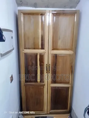 Manzonia Cabinet