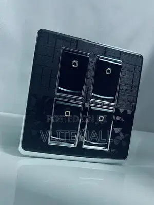 Smart Wall Valbona Chrome Socket