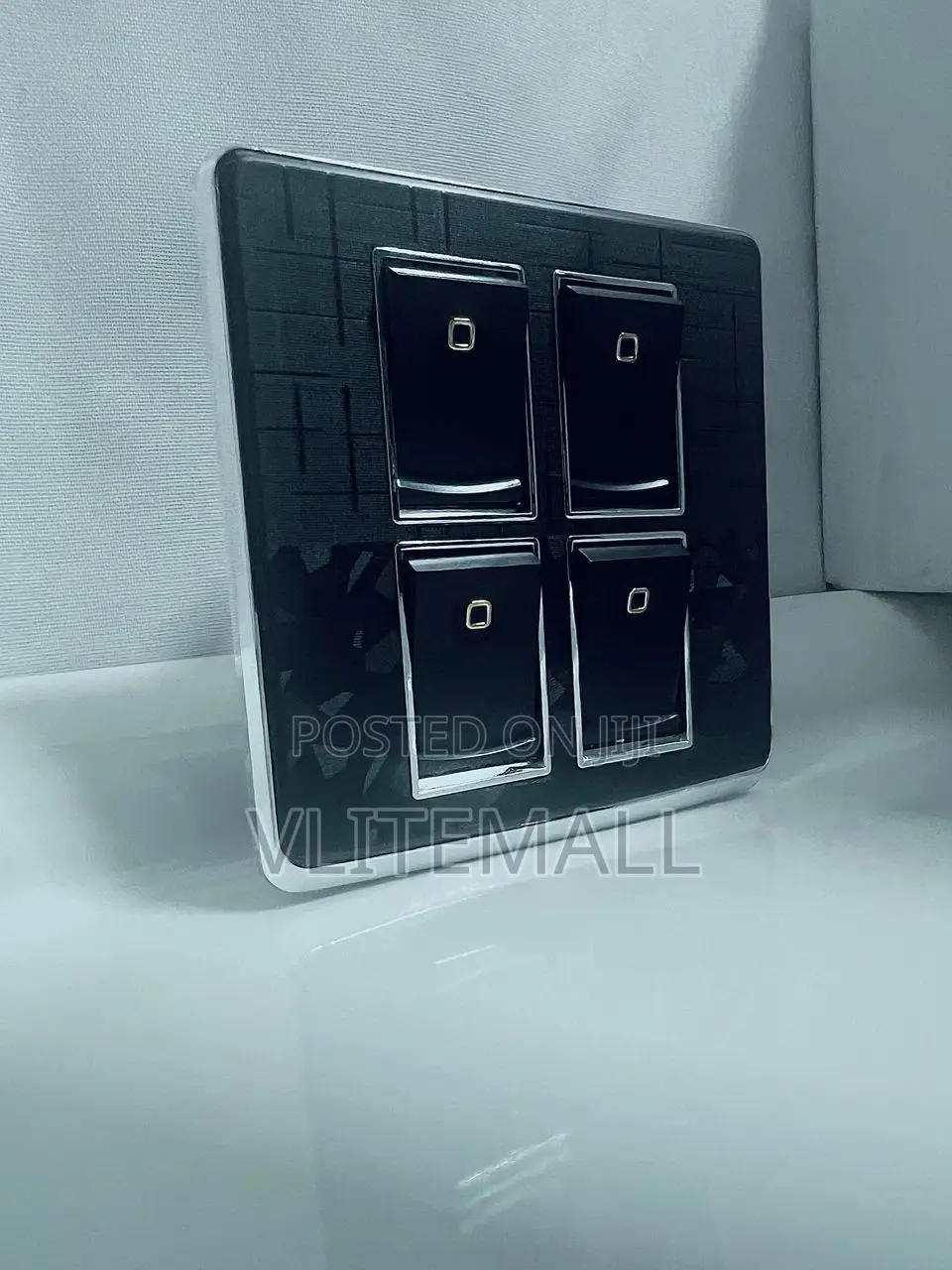 Smart Wall Valbona Chrome Socket