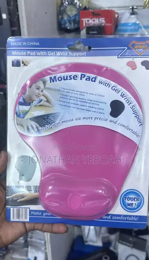 Mouse Pad With Gel Wrist Support