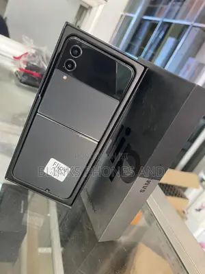 New Samsung Galaxy Z Flip4 256 GB Black