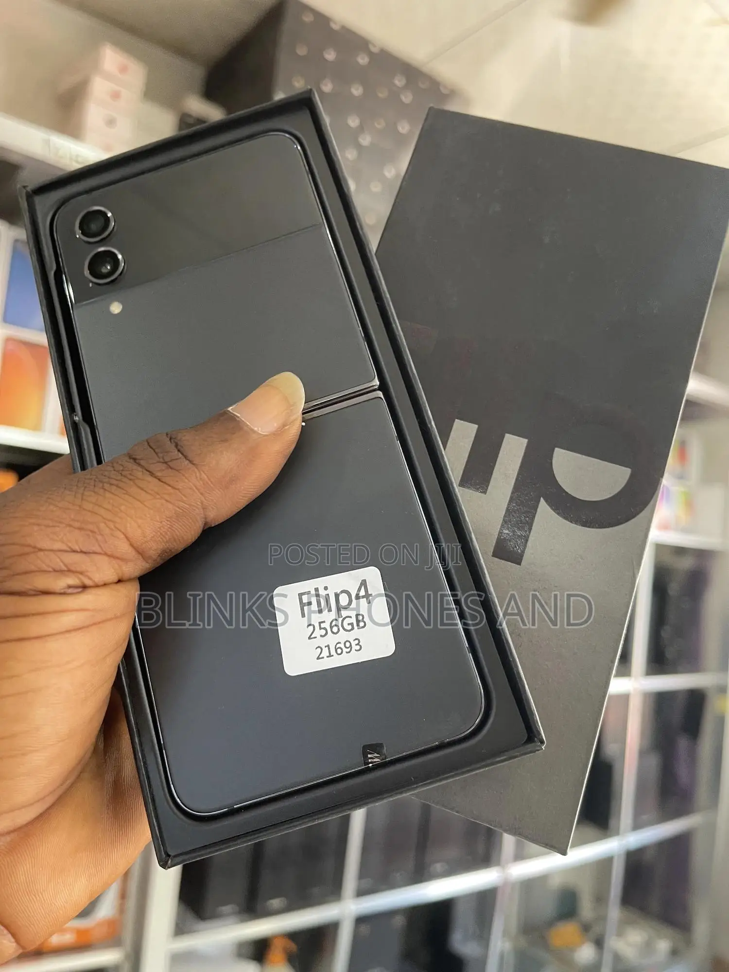 New Samsung Galaxy Z Flip4 256 GB Black