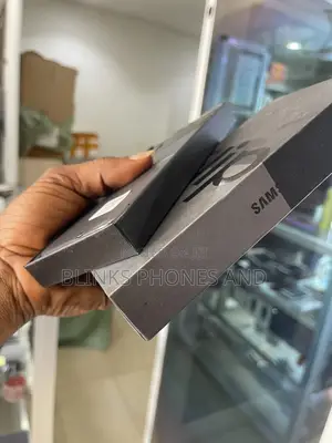 New Samsung Galaxy Z Flip4 256 GB Black