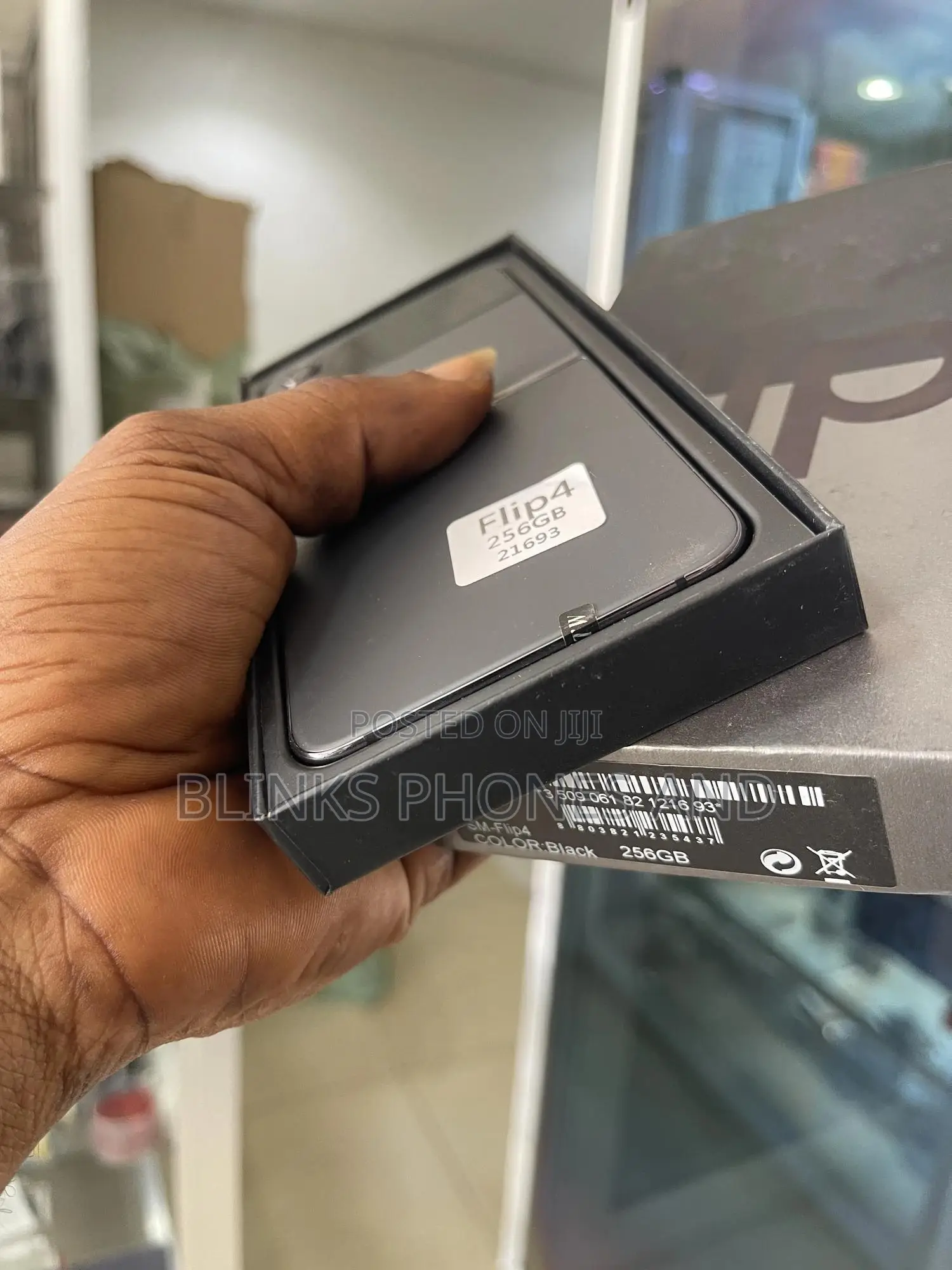 New Samsung Galaxy Z Flip4 256 GB Black
