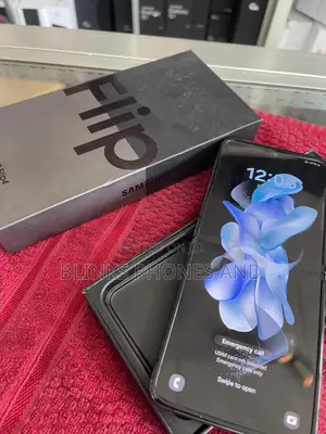 New Samsung Galaxy Z Flip4 256 GB Black