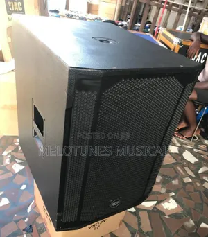 RCF Tt-18 Active Bass Subwoofer (1pair)