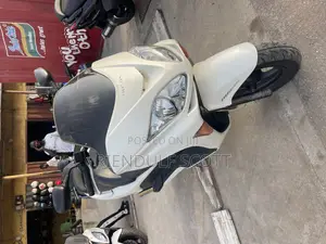 Honda Forza 2016 White
