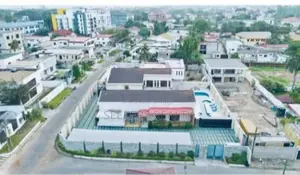 Furnished 6bdrm Mansion in Seekers Realty, Labone for sale