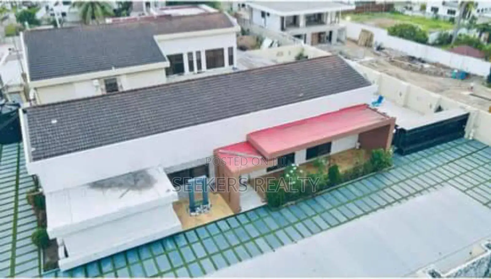 Furnished 6bdrm Mansion in Seekers Realty, Labone for sale
