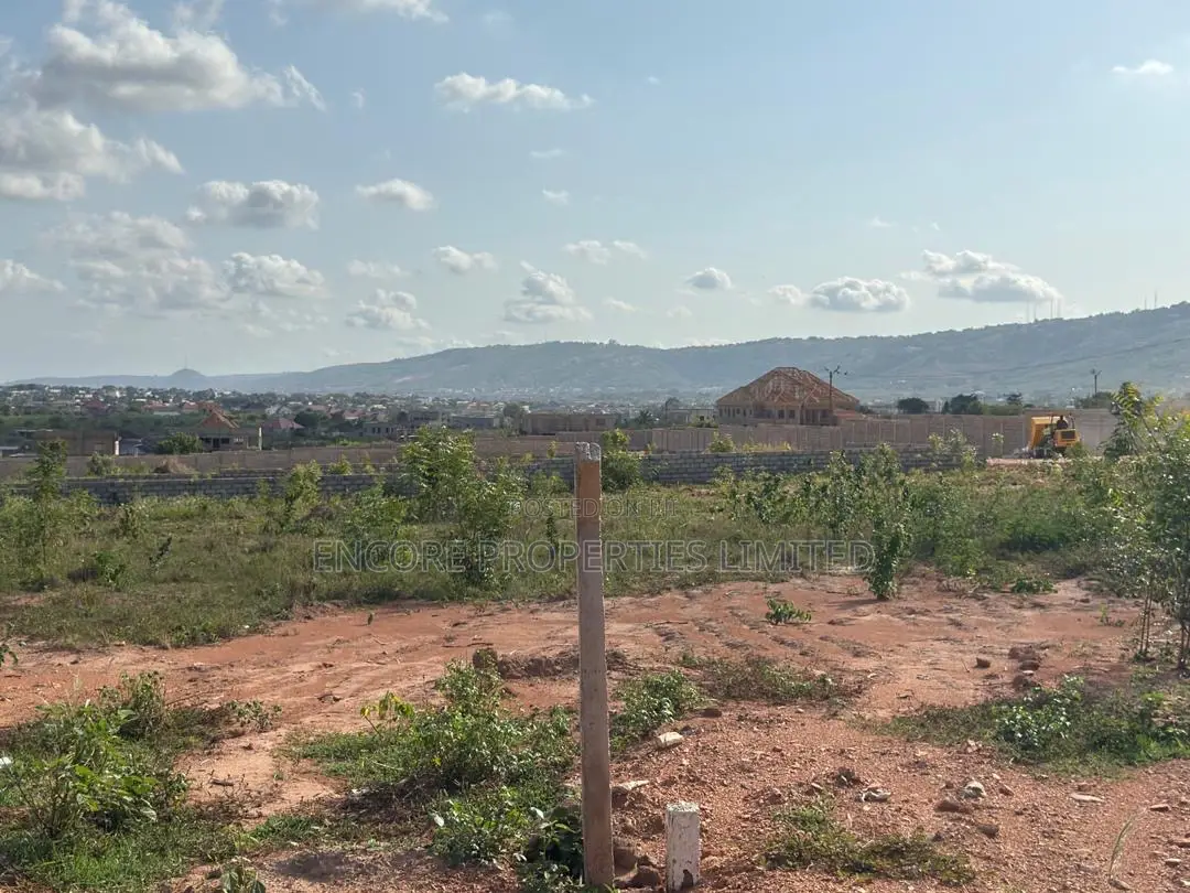 Acres of Titled Land in Oyibi Aya Court