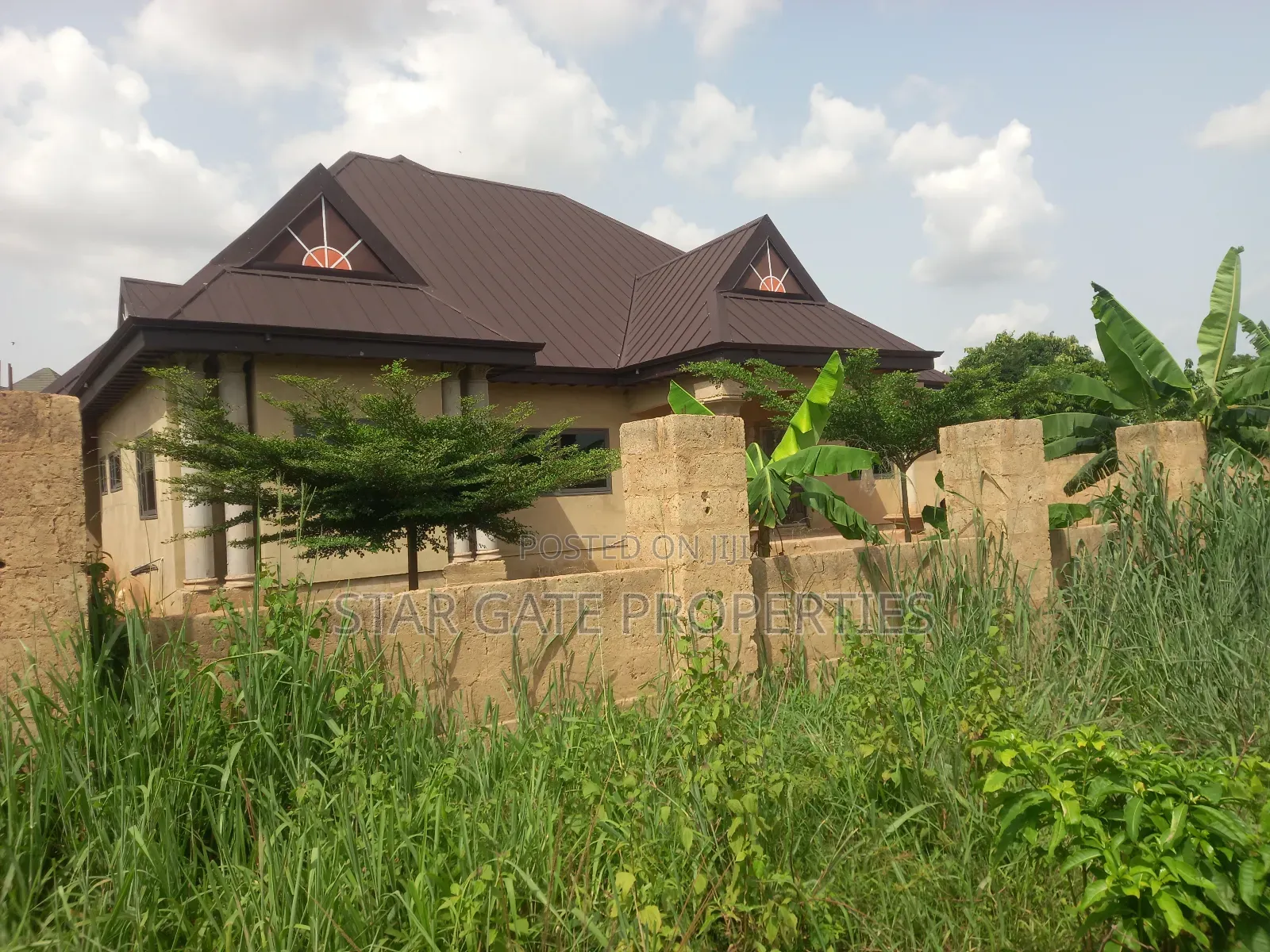 4bdrm House in Trede Mpatasie, Kumasi Metropolitan for sale