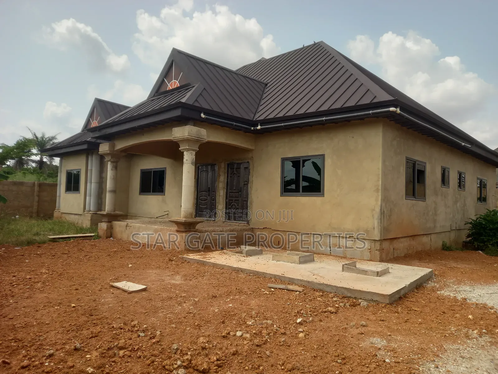4bdrm House in Trede Mpatasie, Kumasi Metropolitan for sale