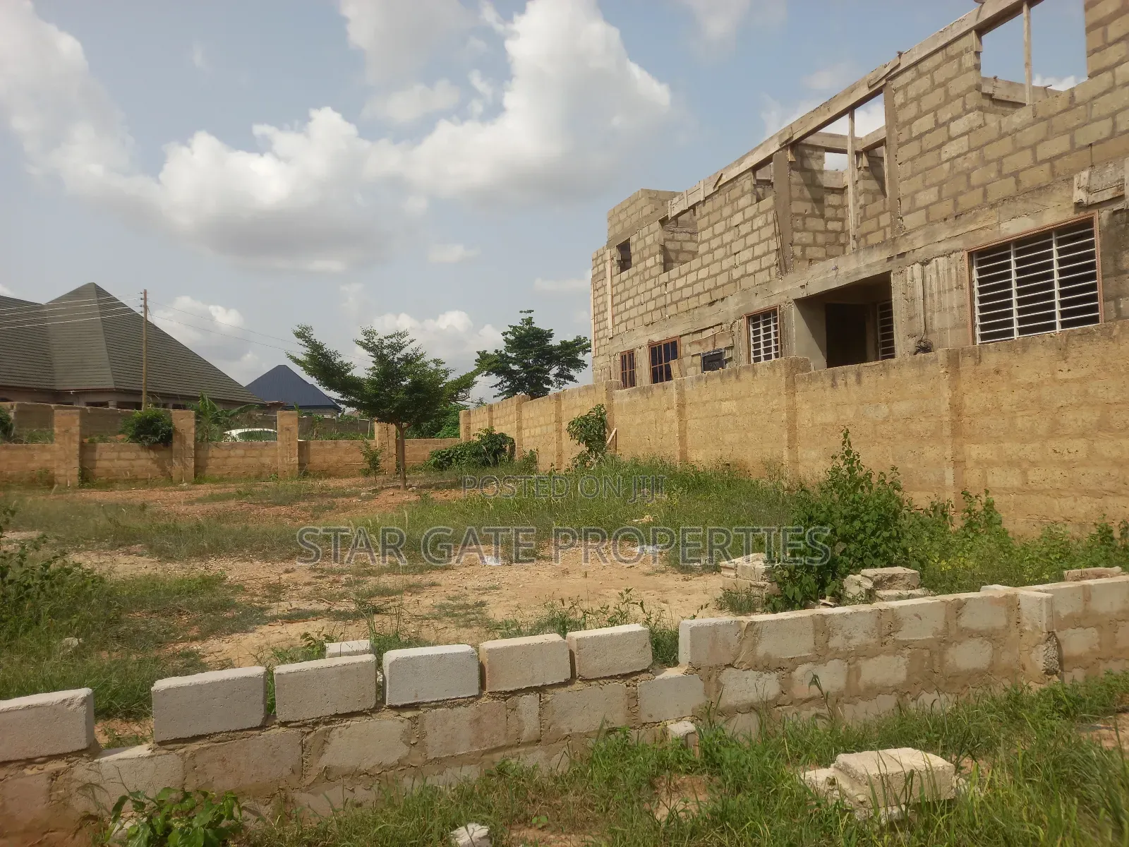 4bdrm House in Trede Mpatasie, Atwima Kwanwoma for sale