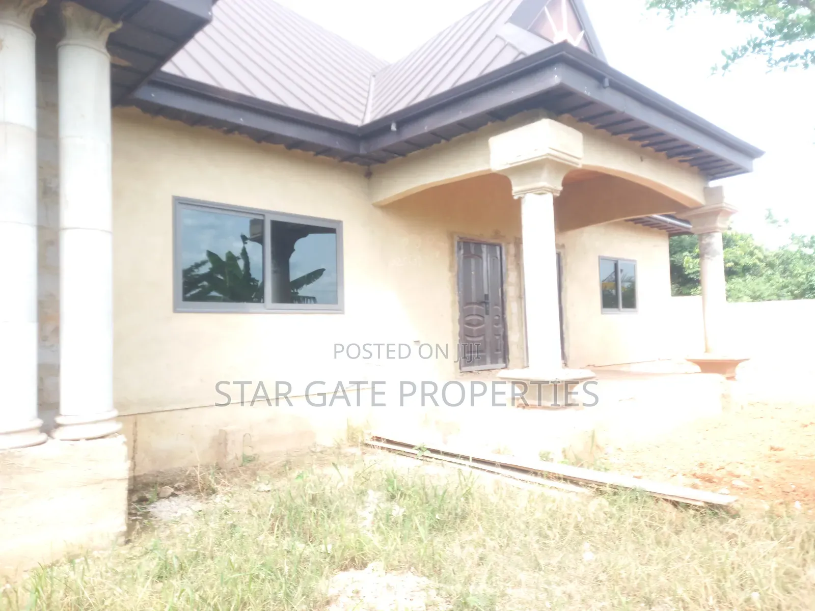 4bdrm House in Trede Mpatasie, Atwima Kwanwoma for sale