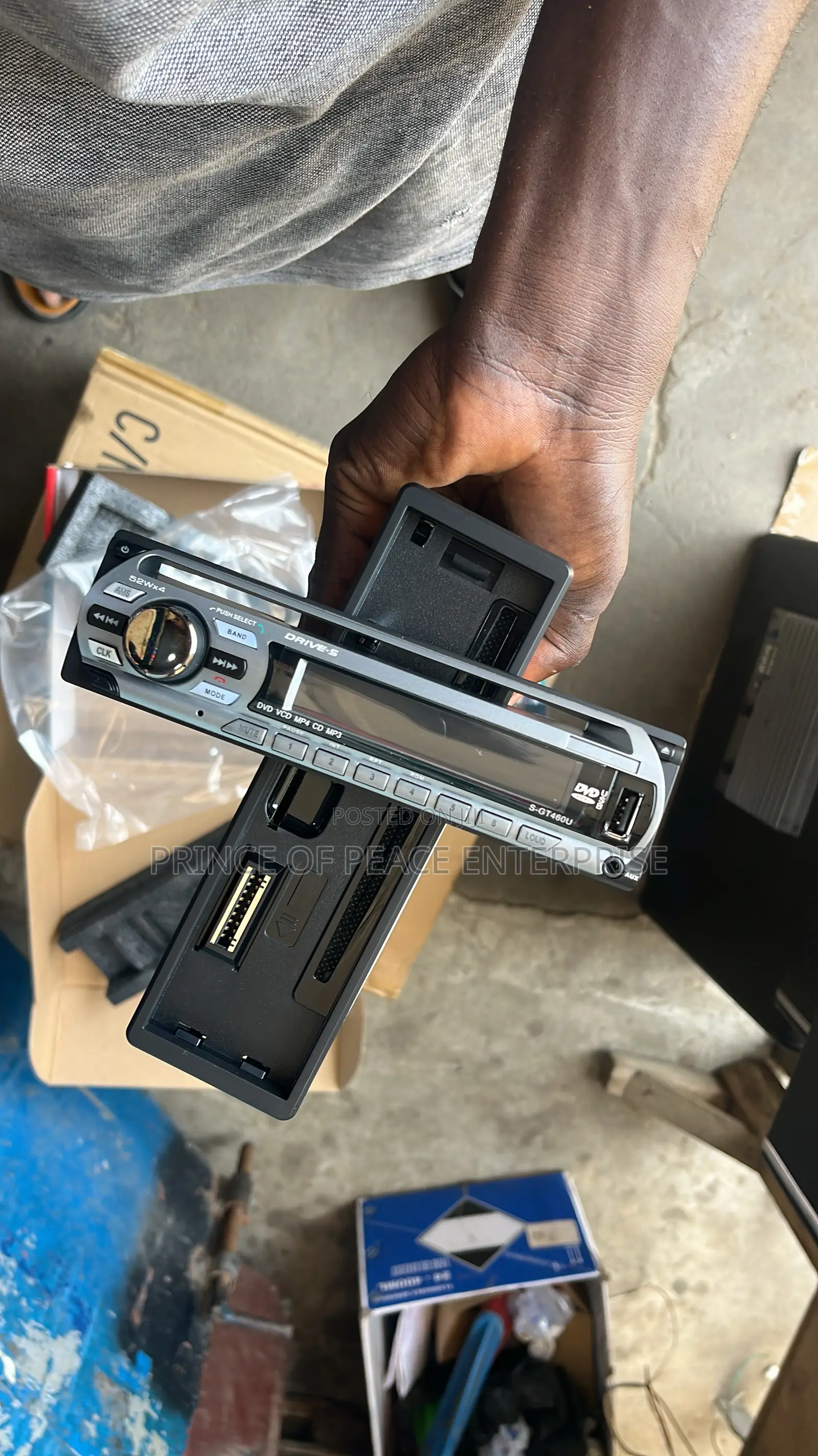 Sprinter Car Tape Dvd, Pen Drive, Mp4 Sd, Card Bluetooth
