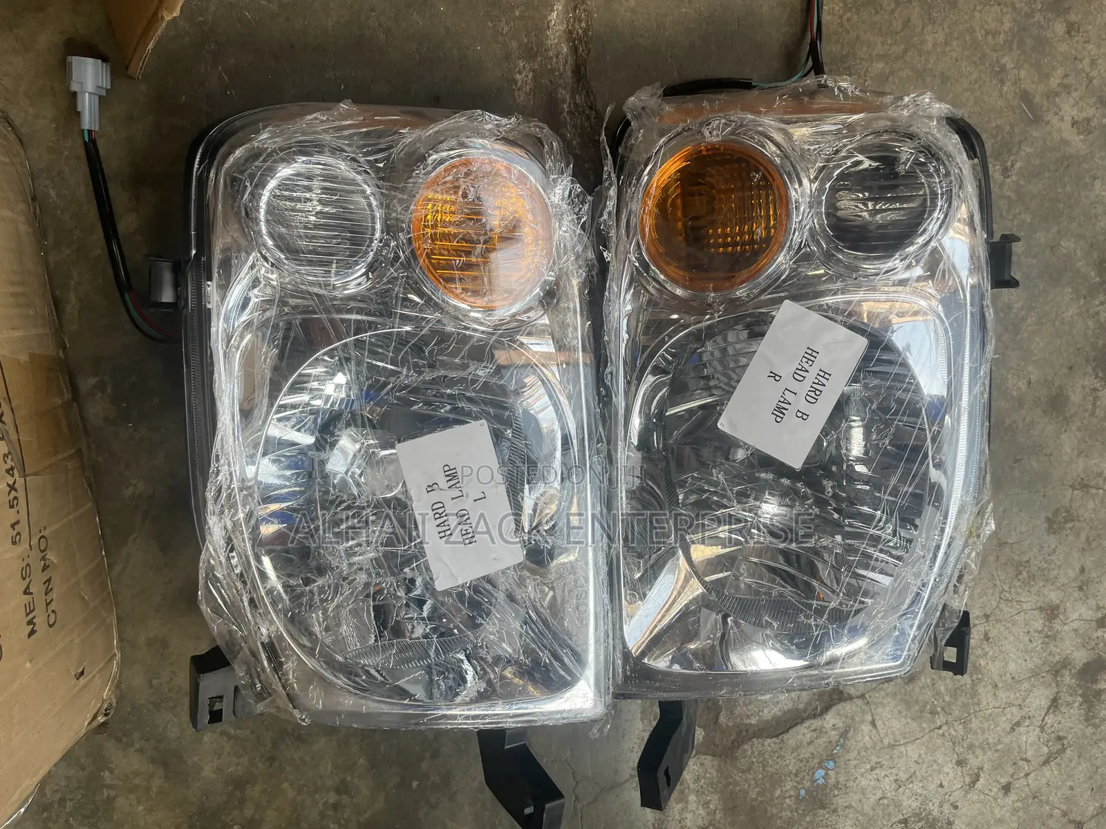 Nissan Hardbody Headlight