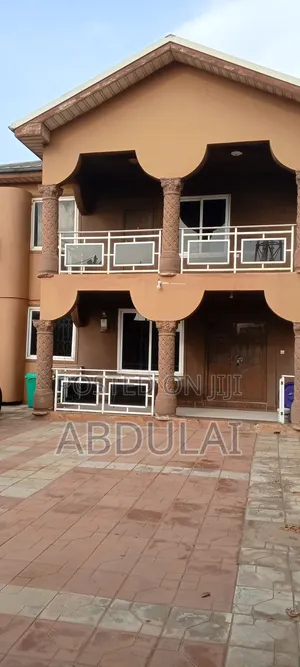 4bdrm House in Abu Abdulai Property, Pillar 2 for rent