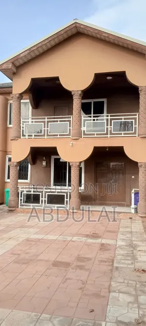 4bdrm House in Abu Abdulai Property, Pillar 2 for rent
