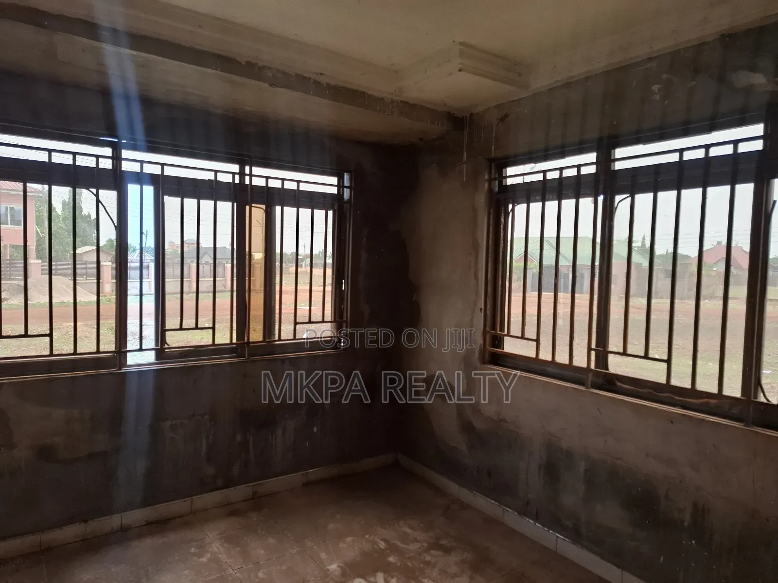 5bdrm House in Mkpa Realty, Tamale Municipal for sale