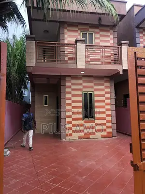 3bdrm Duplex in Teshie Bushroad for rent