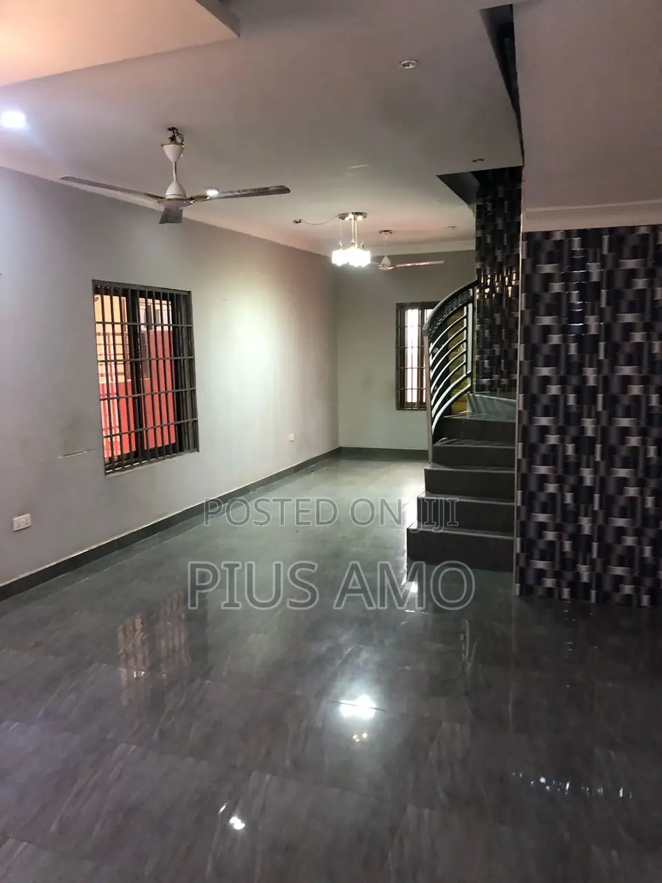 3bdrm Duplex in Teshie Bushroad for rent