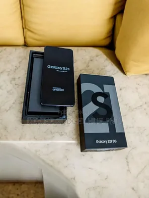 New Samsung Galaxy S21 5G 128 GB Gray