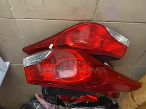 Hyundai Elentra 2011-2013 Taillight Used Pair