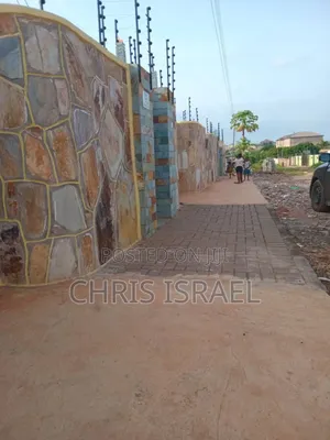 5bdrm House in Malejor Main Road for rent