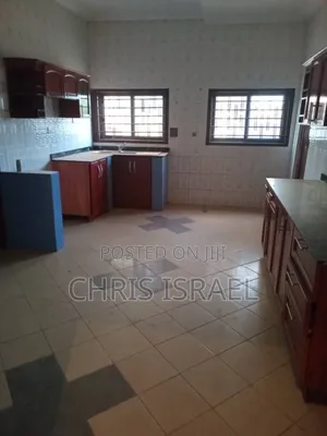 5bdrm House in Malejor Main Road for rent