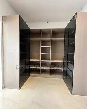 4bdrm House in Accra Metropolitan for sale