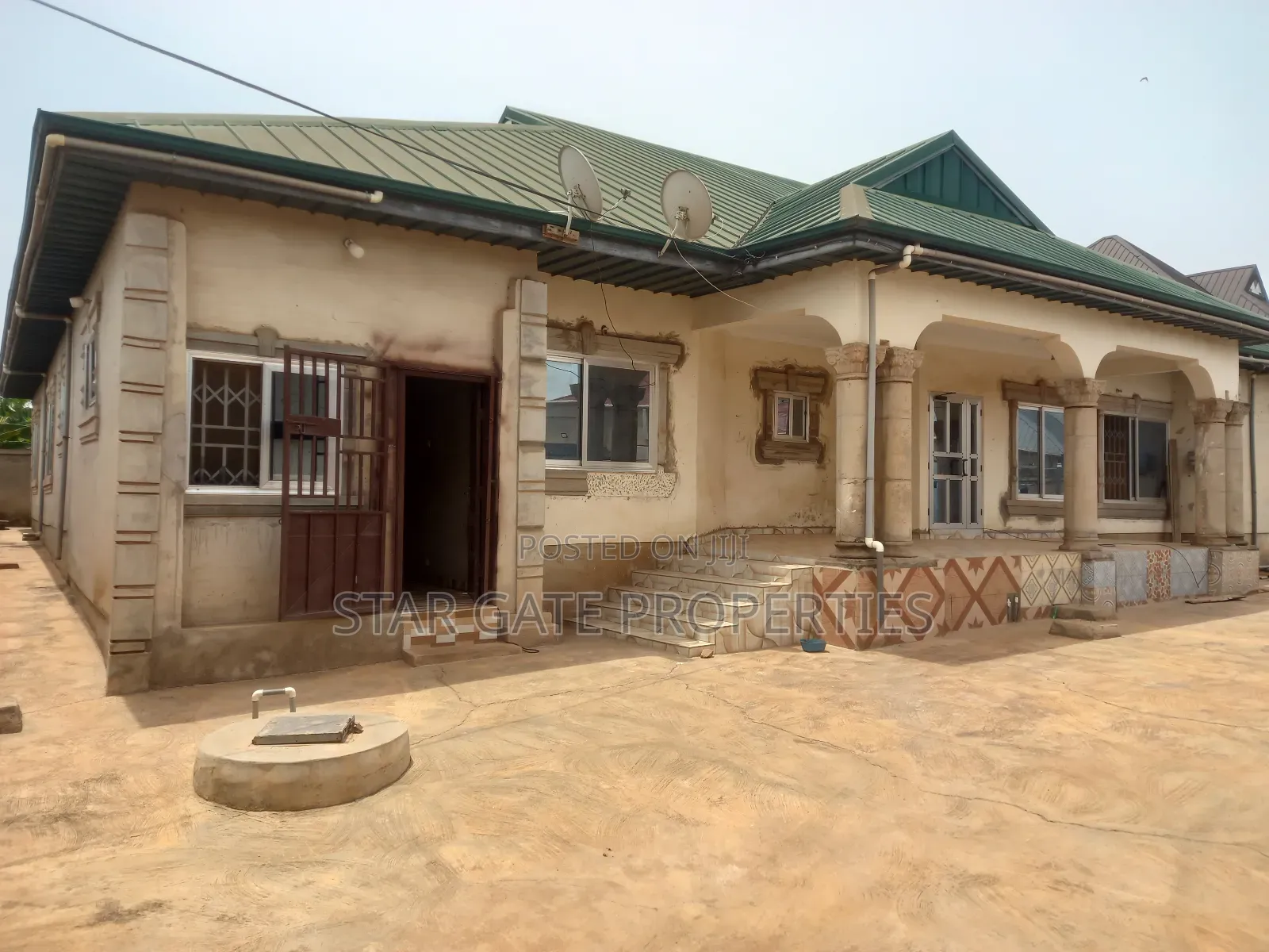 8 Bedrooms for Hotel/ Guest House.