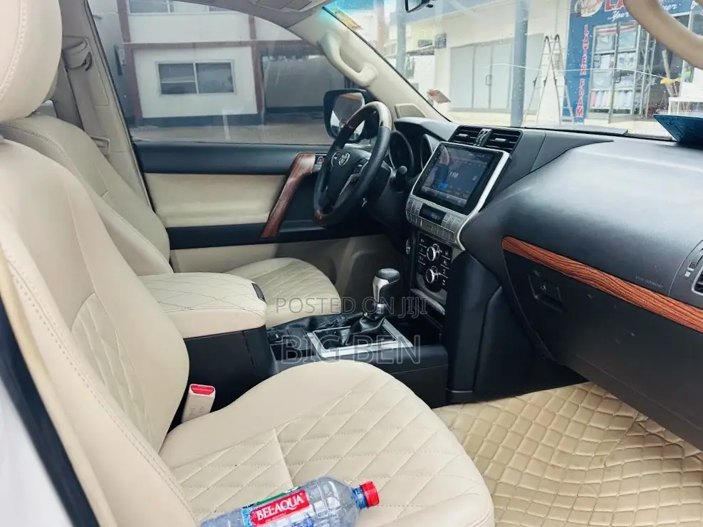 Toyota Land Cruiser Prado 2.7 i 2013 White