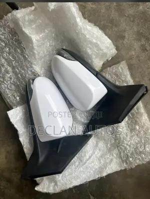 Toyota Corolla 2019 Driving Mirror