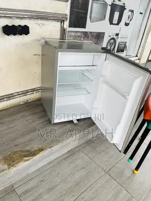 Energy Efficient Pearl Bed Side Electric Fridge.