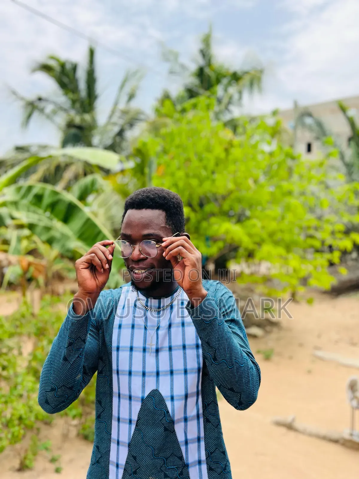 English, Creative Arts and Asante Twi Teacher