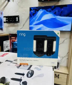 Uniquely Ring 2 in 1 Sportlight Cam Plus/ Battery.