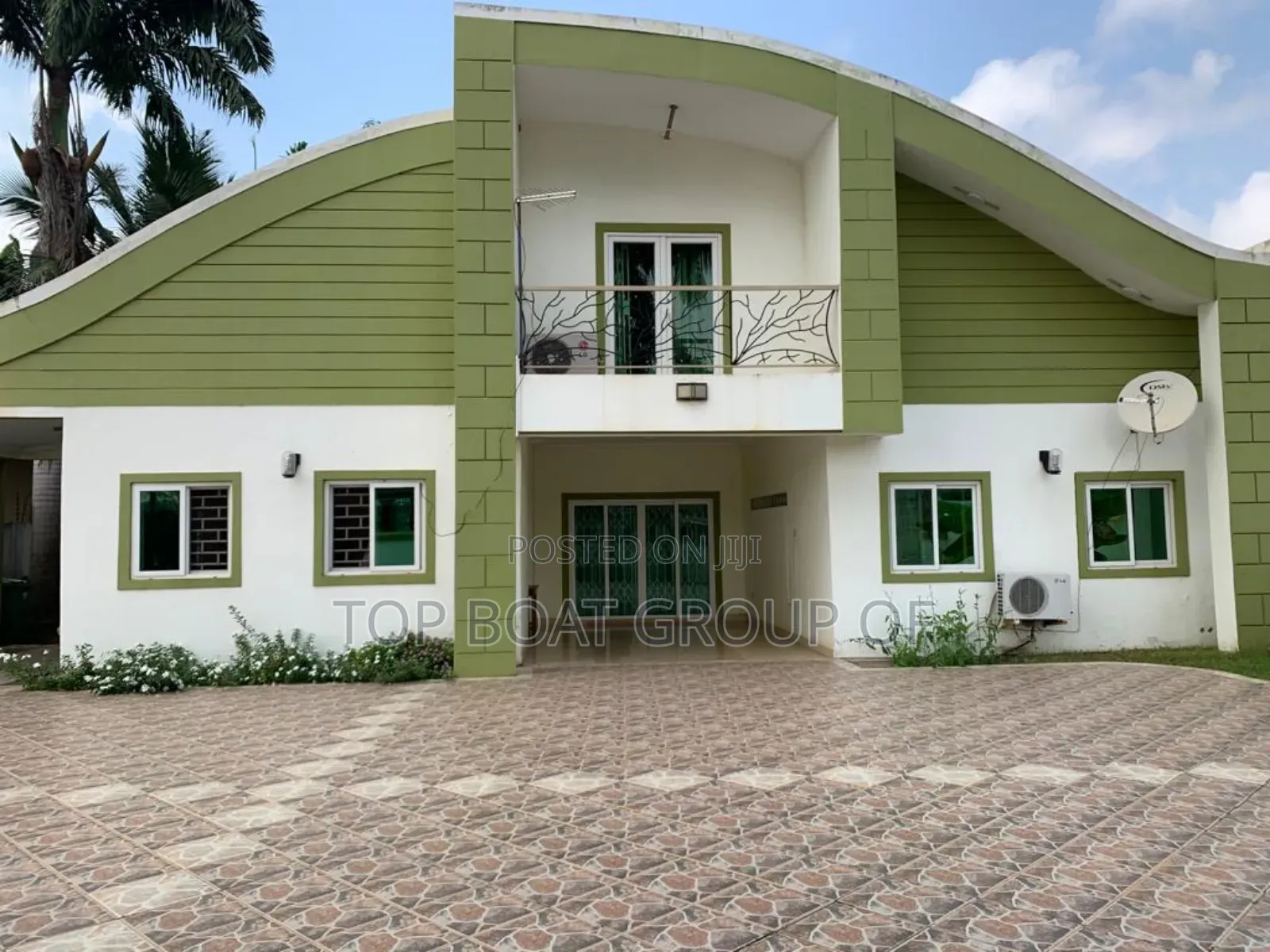 4bdrm House in Top Boat Estate, Kumasi Metropolitan for sale