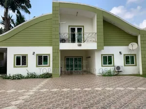 4bdrm House in Top Boat Estate, Kumasi Metropolitan for sale