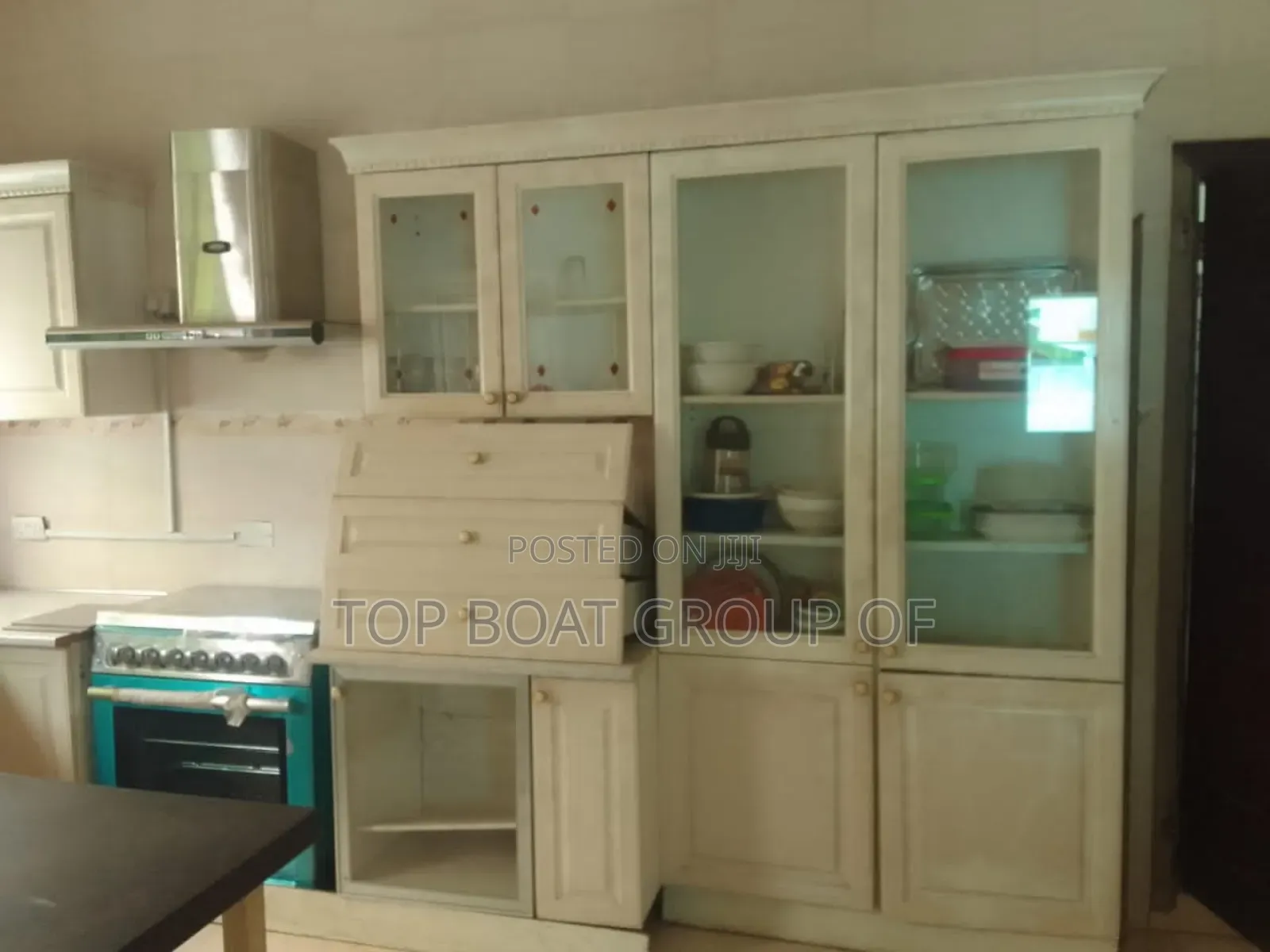 4bdrm House in Top Boat Estate, Kumasi Metropolitan for sale