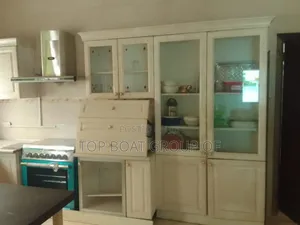 4bdrm House in Top Boat Estate, Kumasi Metropolitan for sale