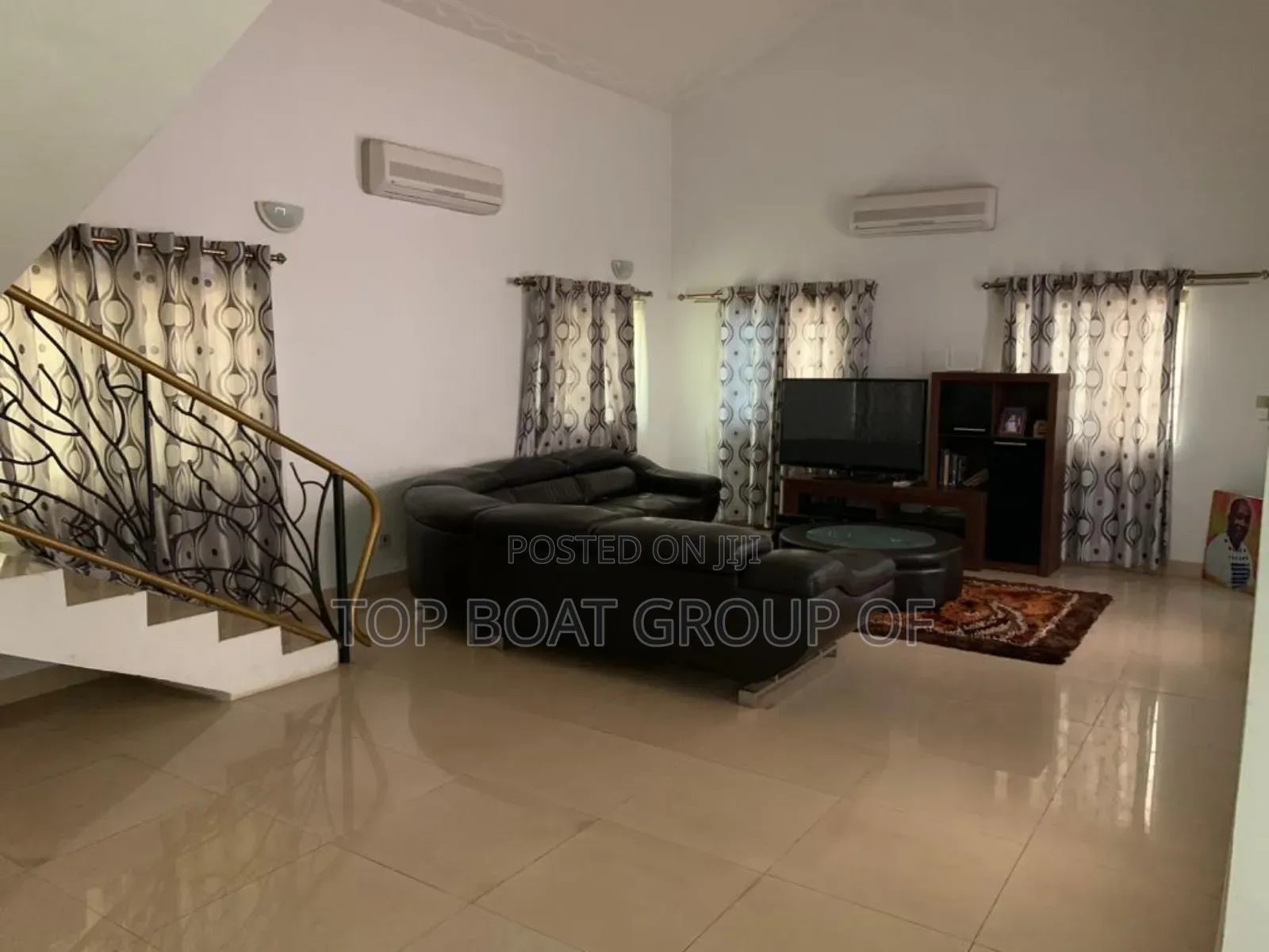 4bdrm House in Top Boat Estate, Kumasi Metropolitan for sale