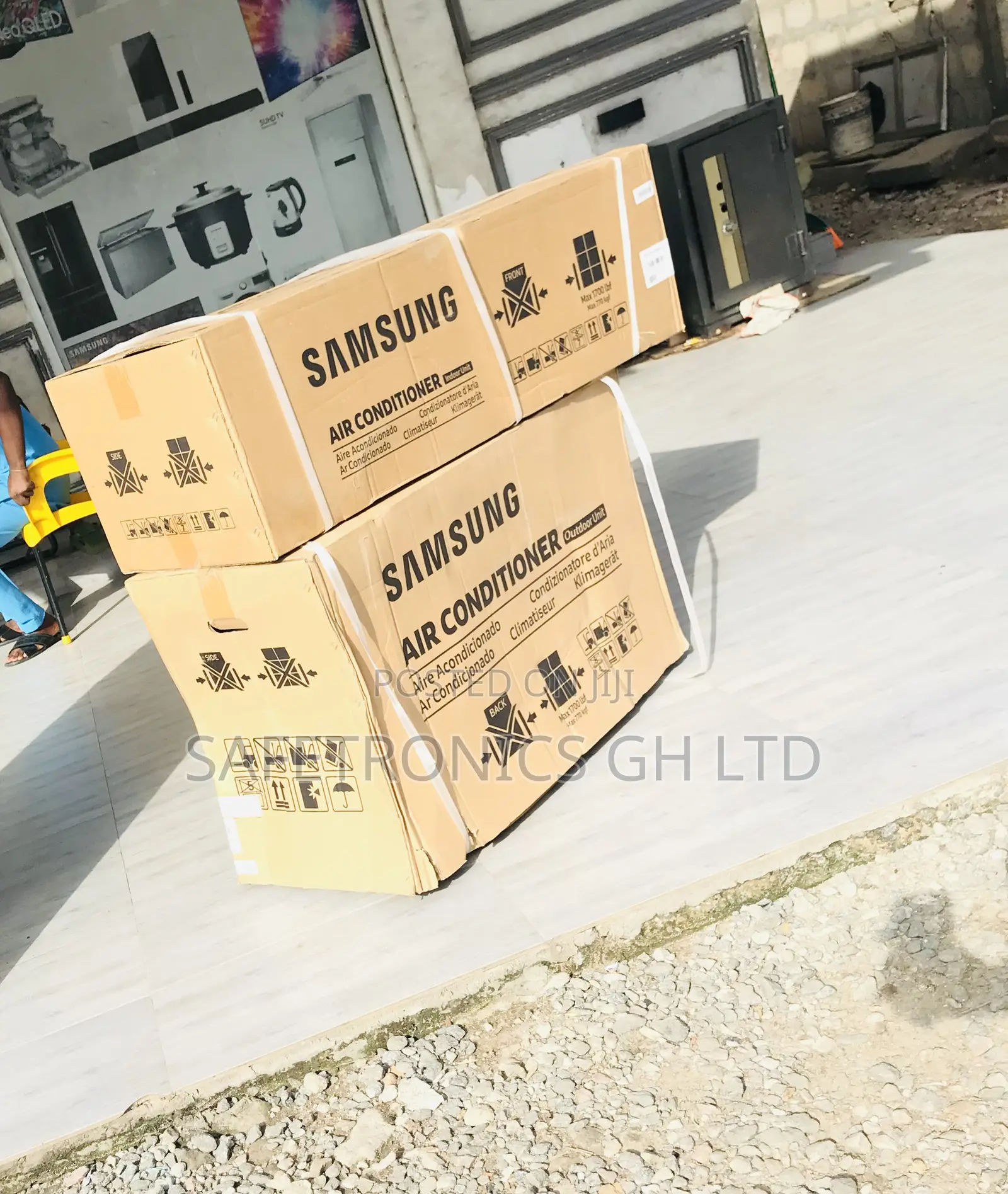 Zealous 1.5 Horsepower Split White Samsung Ac
