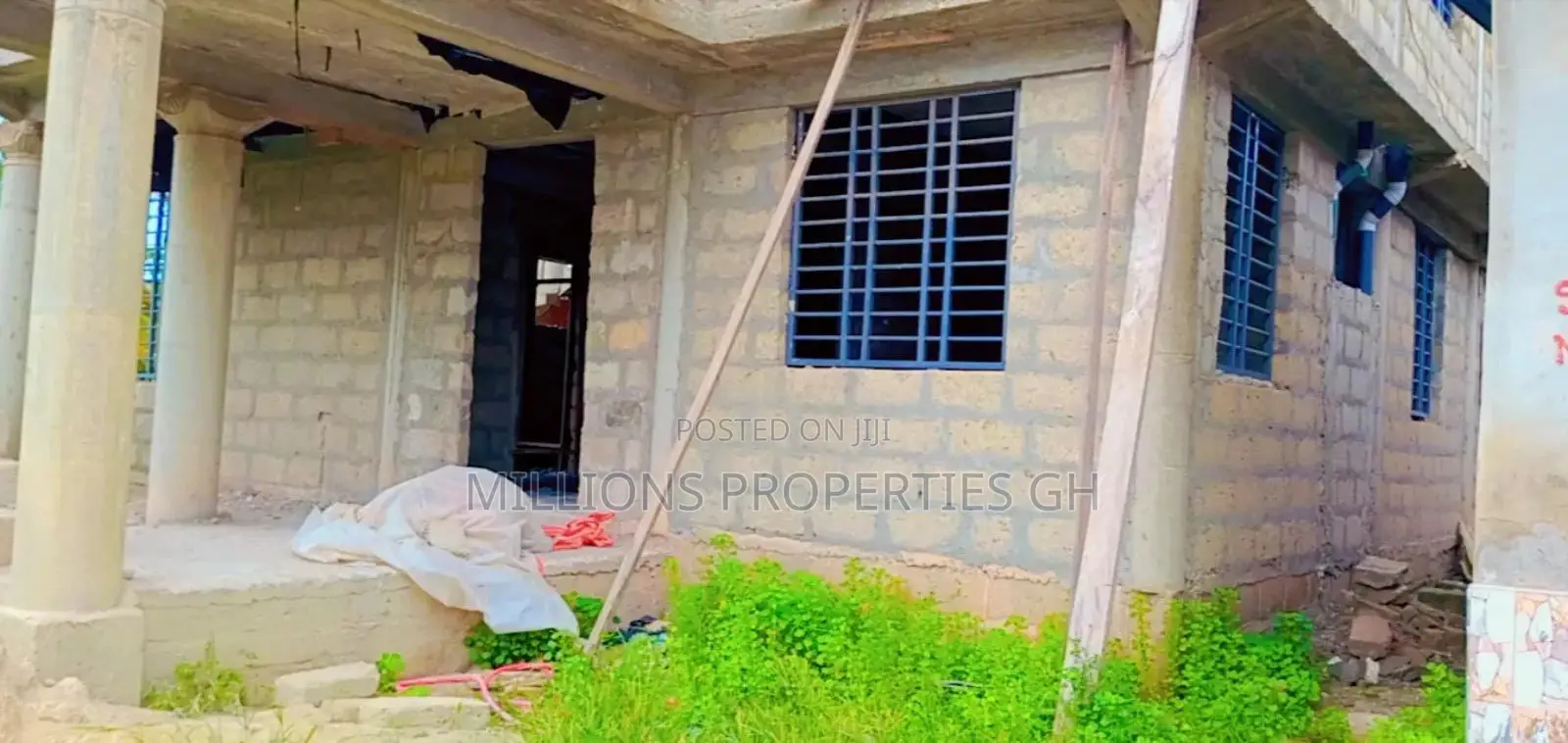 4bdrm House in Millions Properties, Kumasi Metropolitan for sale