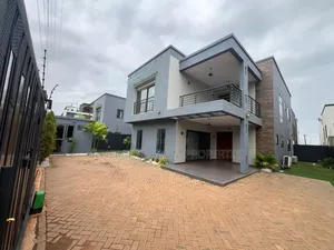 3bdrm Duplex in Suadom Properties, Tseaddo for rent