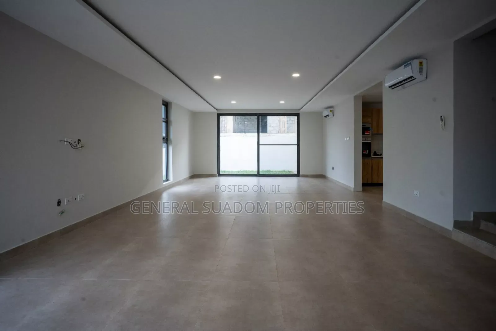 4bdrm Duplex in Suadom Properties, Tseaddo for rent