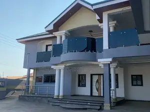 5bdrm House in Hatso Ecomog, Haatso for sale