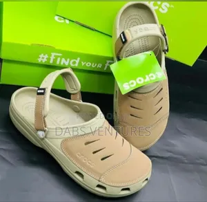 Iconic Gent Clogs Crocs Wear. 40-47