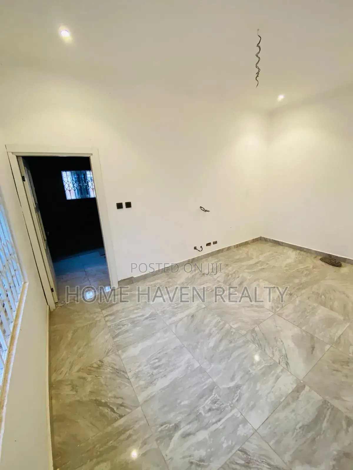 3bdrm House in 7 Days, Sowutwuom for rent