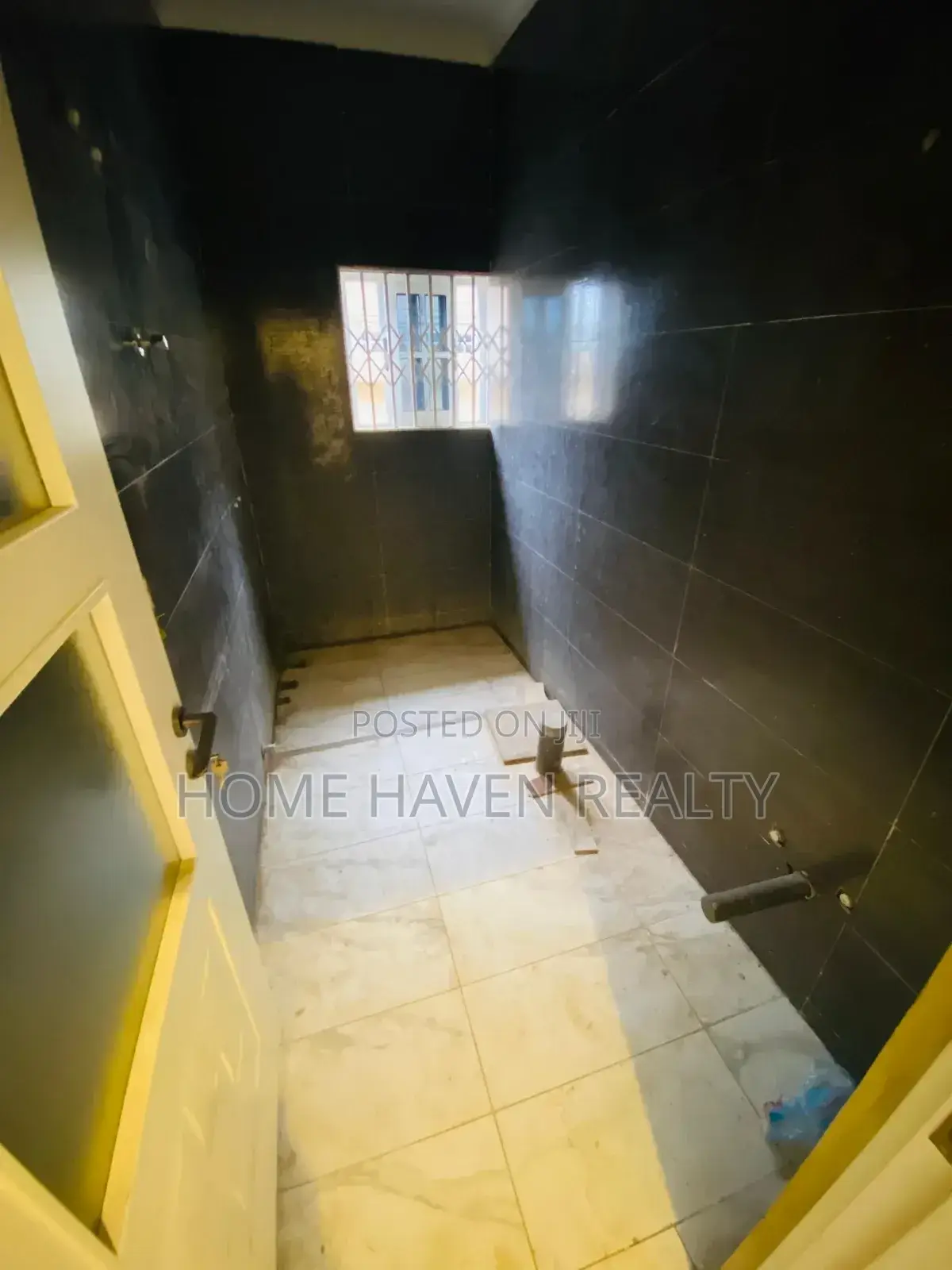3bdrm House in 7 Days, Sowutwuom for rent