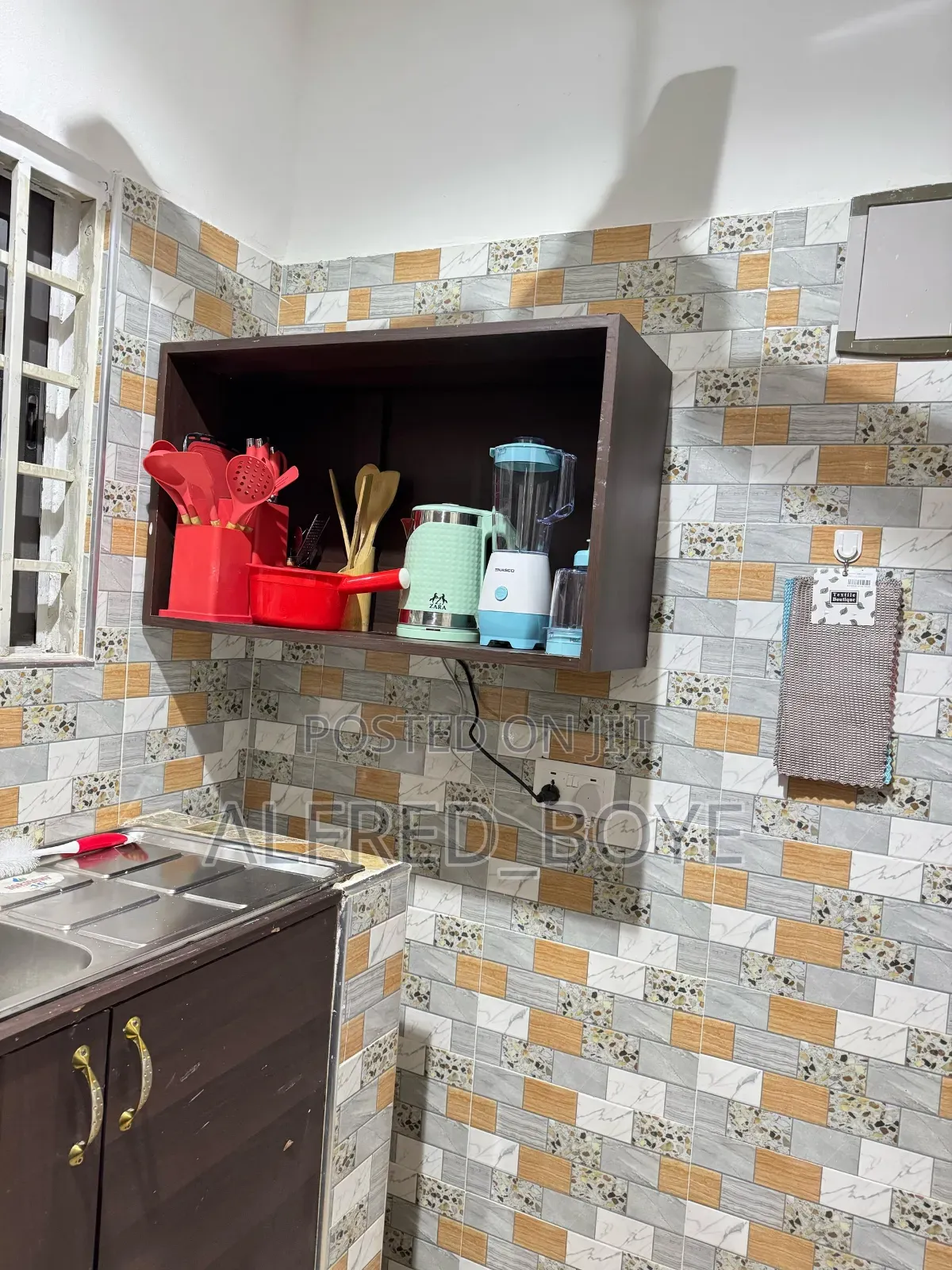 Furnished 1bdrm Apartment in Kunedu Estates, Dansoman for rent